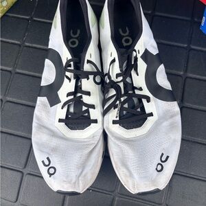 On Cloud Running White and Black Sneakers